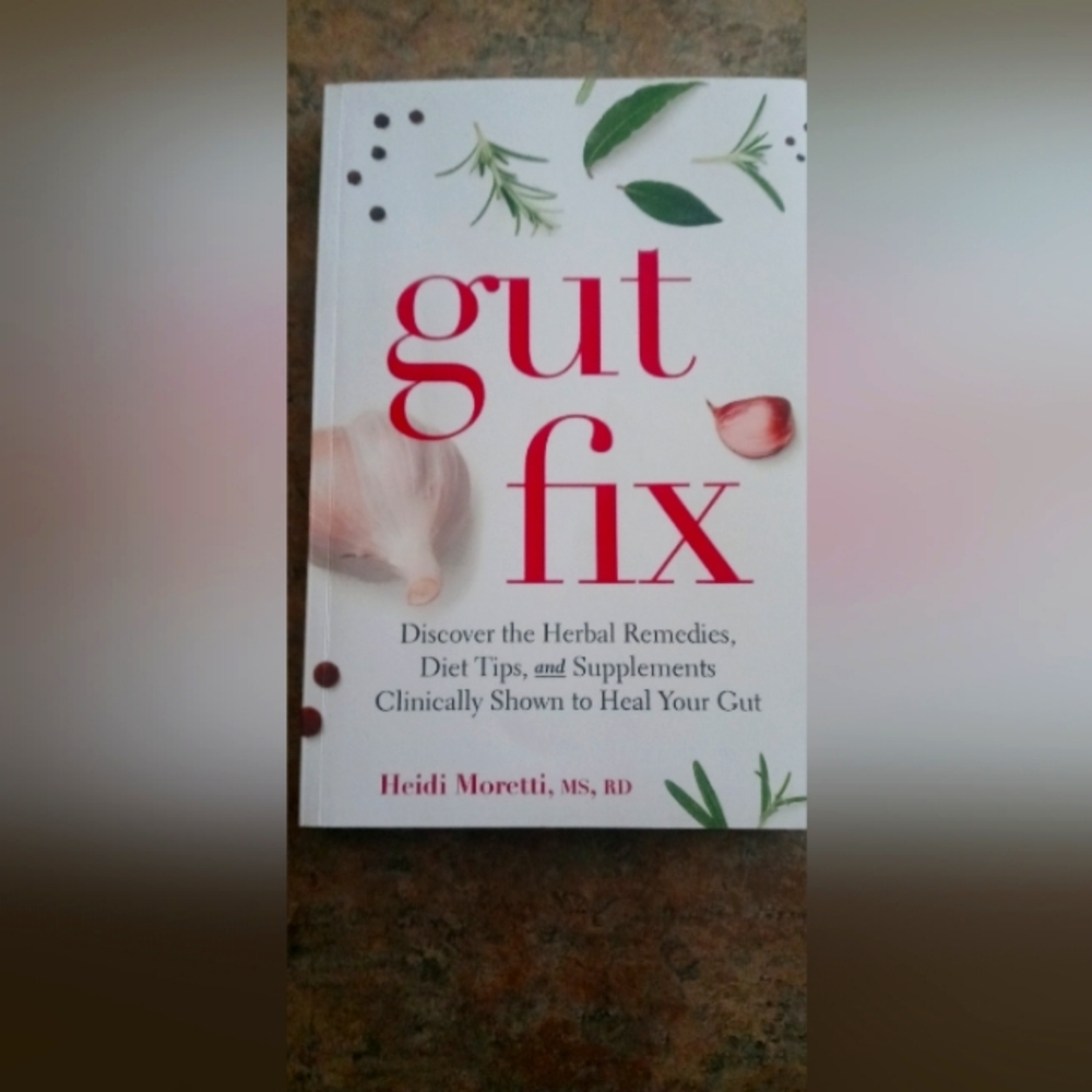 Gut Fix by Heidi Moretti - White Cover with Red Title